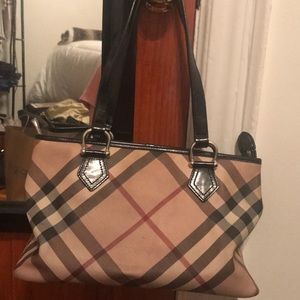 Burberry tote